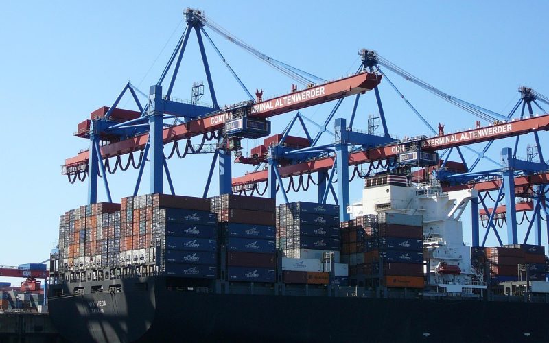 Barcos_Contenedores_Mercancías_Comercio